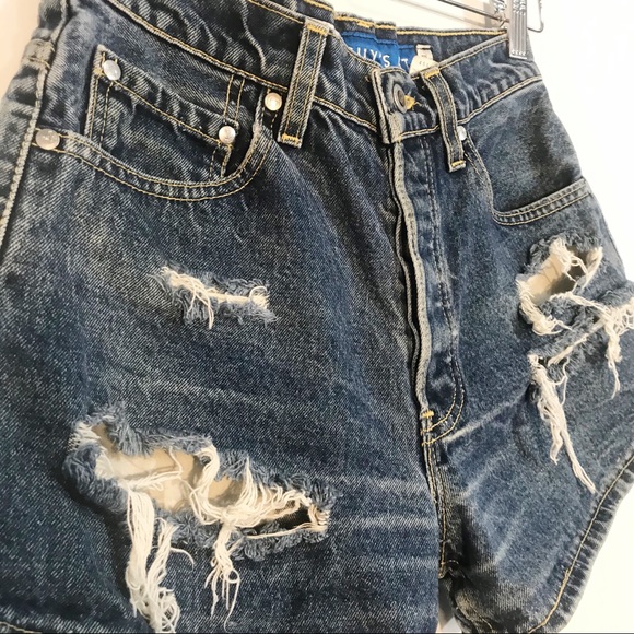 LEVI’S Vintage Silver Tab Guy’s Fit Jean Shorts - Picture 4 of 10